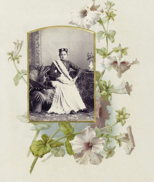 The Parsis Post | Vintage Indian Clothing